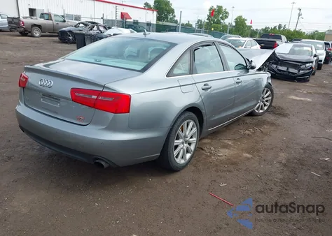 2014 Audi A6 Premium Plus z USA, uszkodzony, nr VIN WAUGFAFCXEN102580